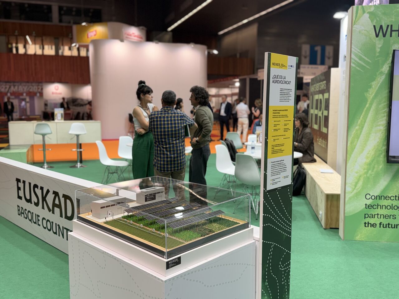 Stand de la feria Food 4 Future 2026: las últimas innovaciones en agrivoltaica.